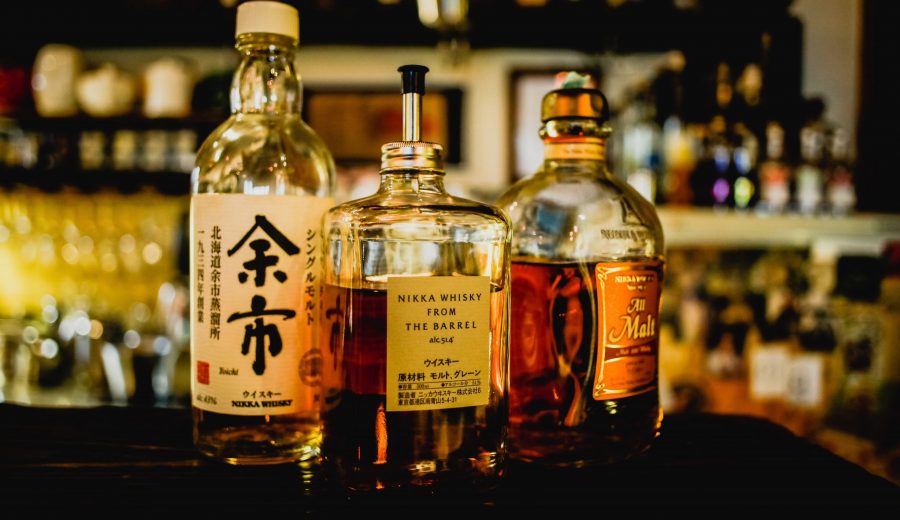 Fun In the Maltitudes: Book A Whiskey Tasting Tour With Dad At The Maxim Lounge This Father’s Day!